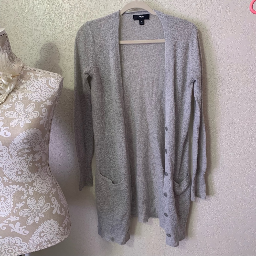 Fuzzy lightweight beige cardigan
